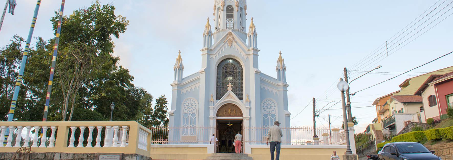 SÃO LUIZ DO PARAITINGA religiosidade a flor da pele